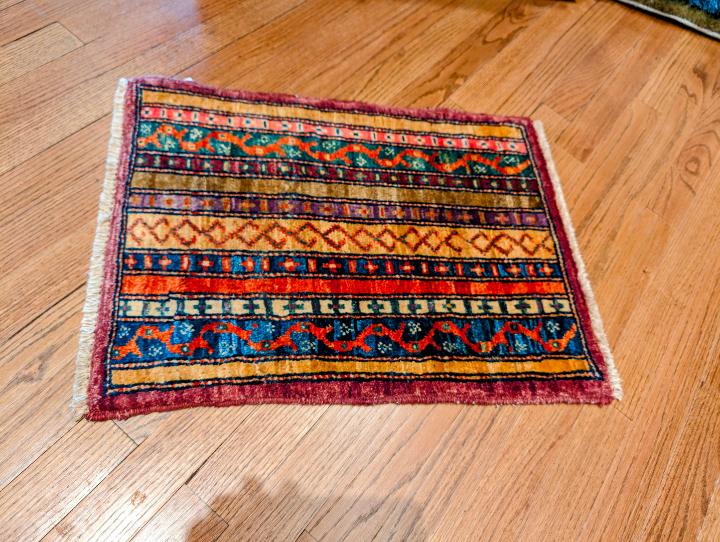 Pakistani Hand-knotted 1x2 Rugs