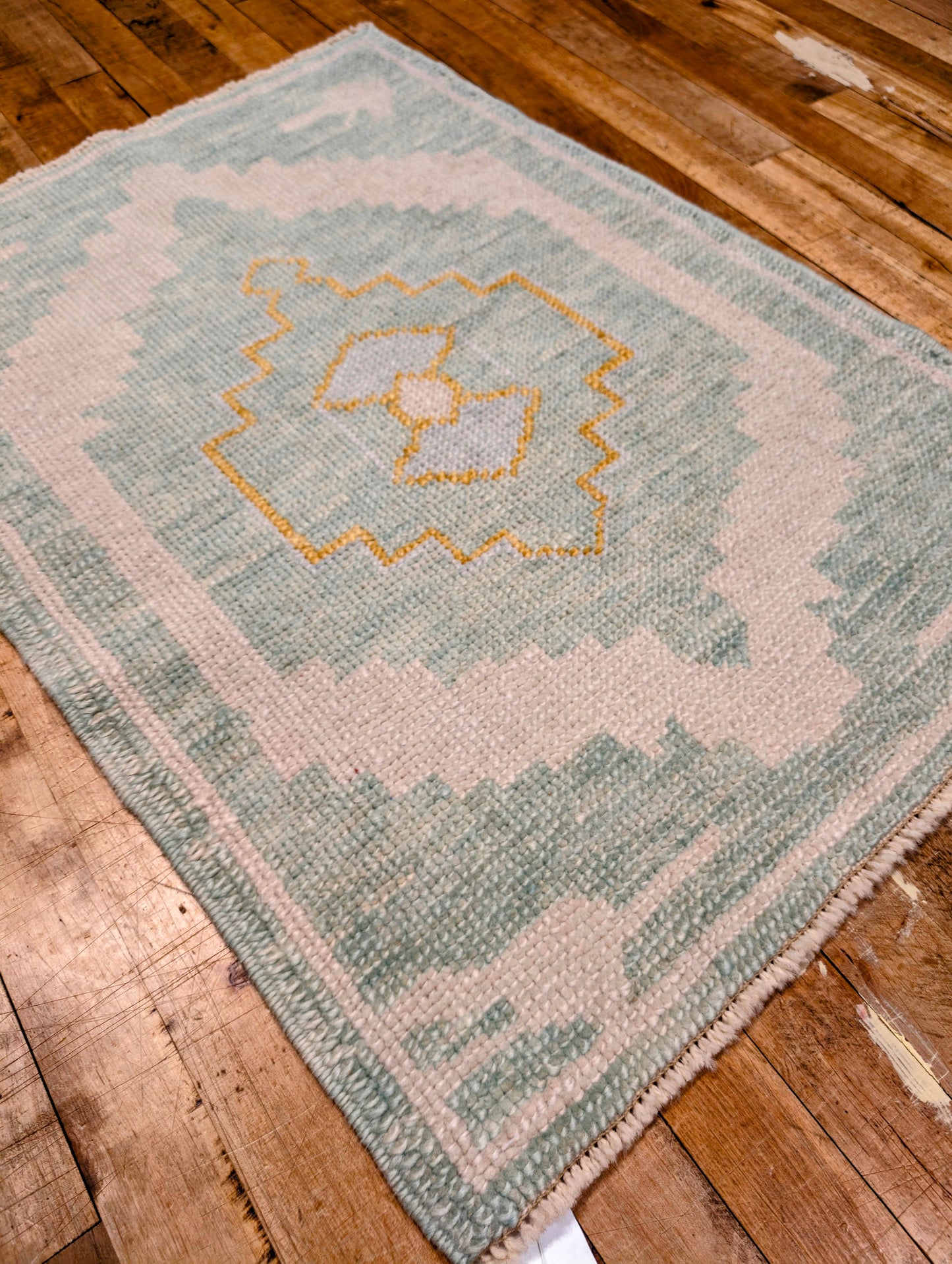 Turkish Oushak hand-knotted 2x3 Rug