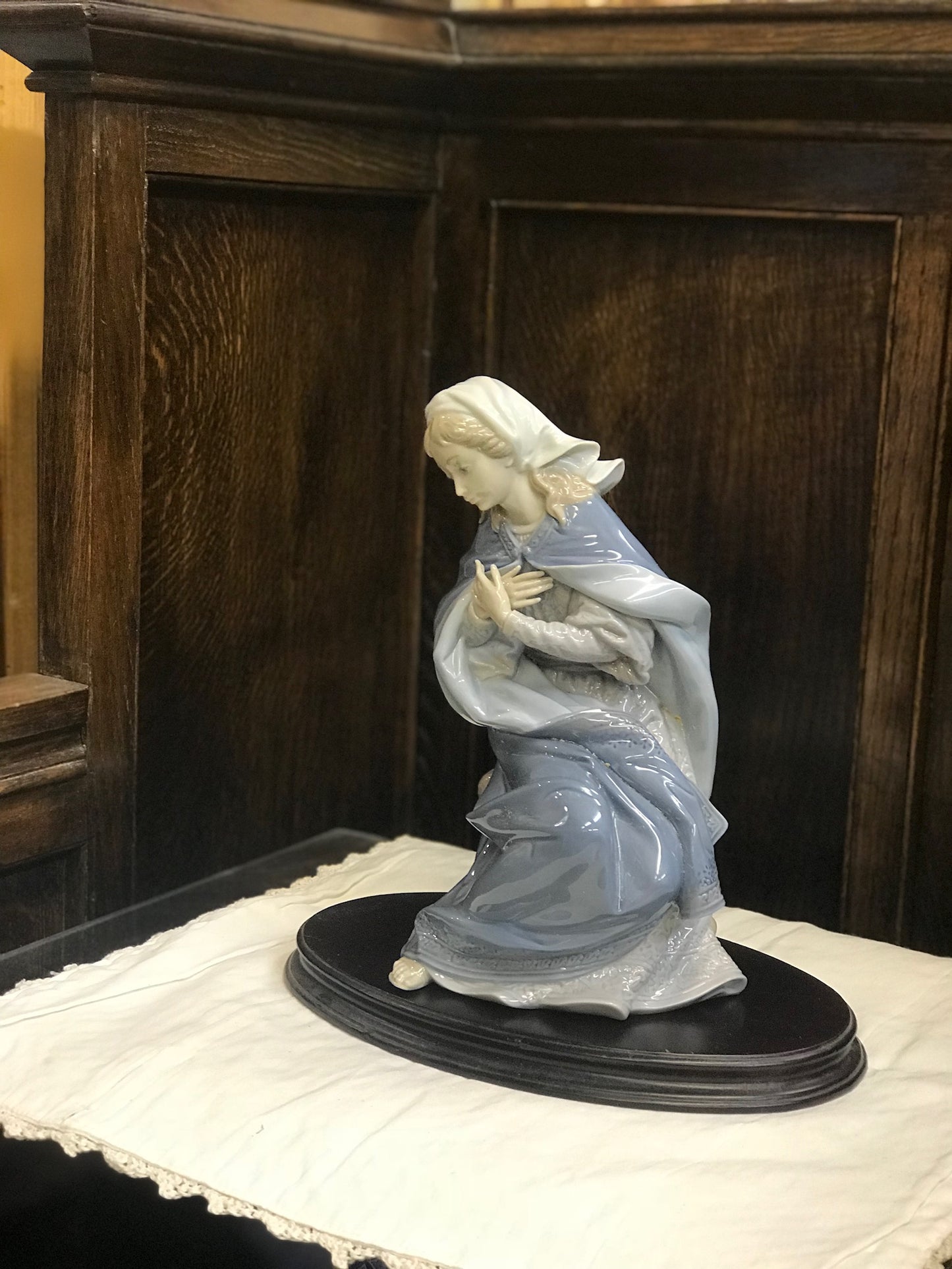 Lladro Virgin Mary