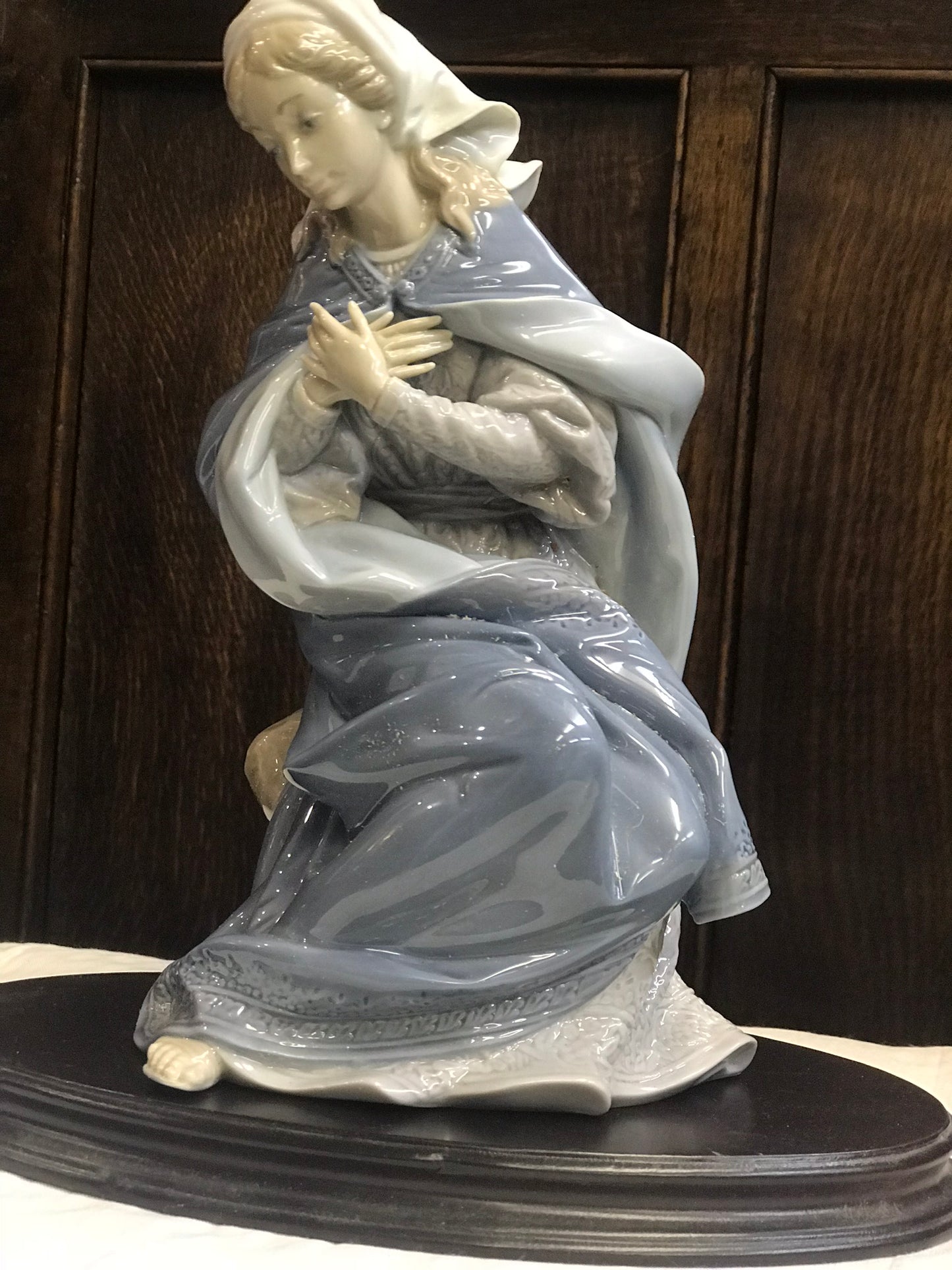 Lladro Virgin Mary