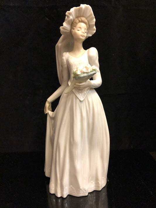 Lladro Down the Aisle