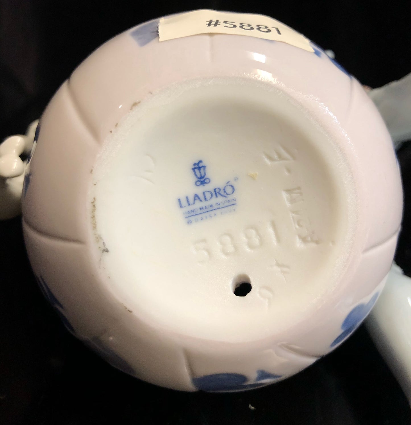 Lladro Mischevious Mouse