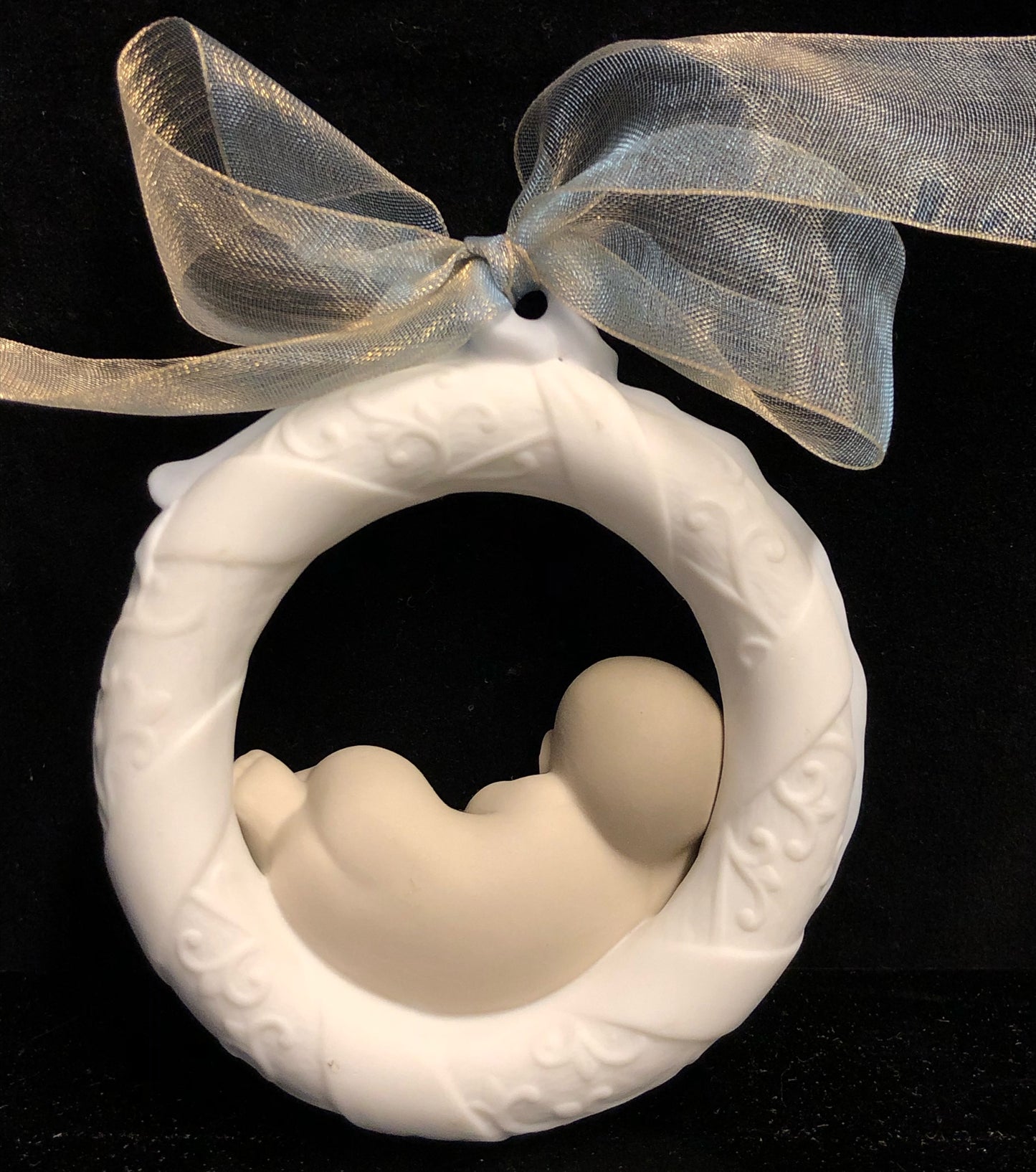 Lladro 2005 Baby's First Christmas Ornament