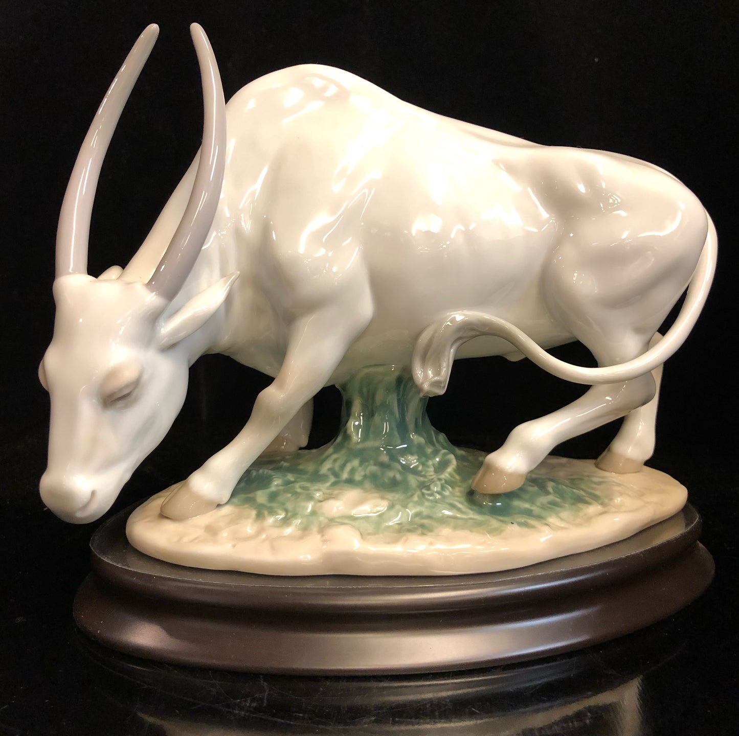 Lladro Zodiac: The Ox