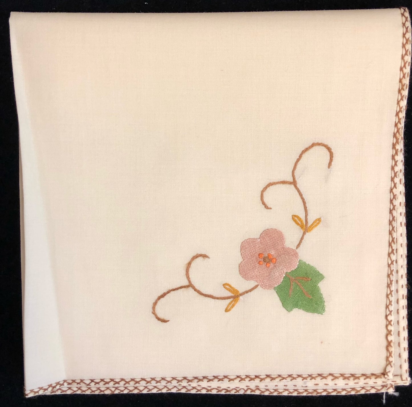 Brown Flowers Hand-Applique Easy Care Tablecloth Set