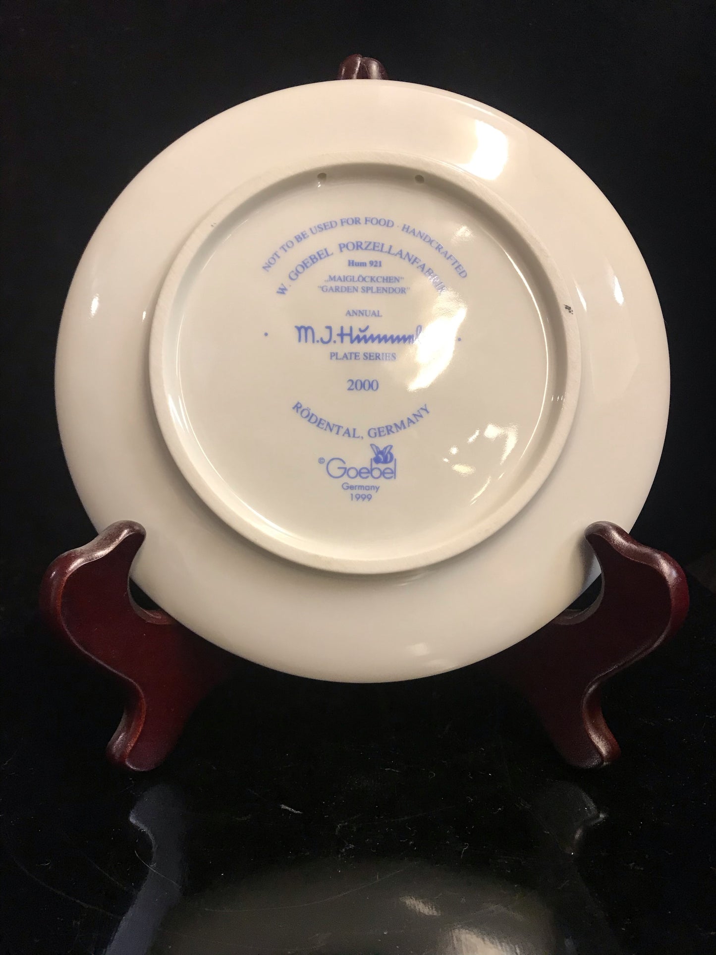 Hummel Garden Splendor 2000 Plate