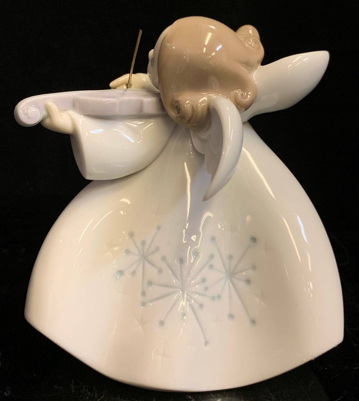 Lladro Little Angel with Violin