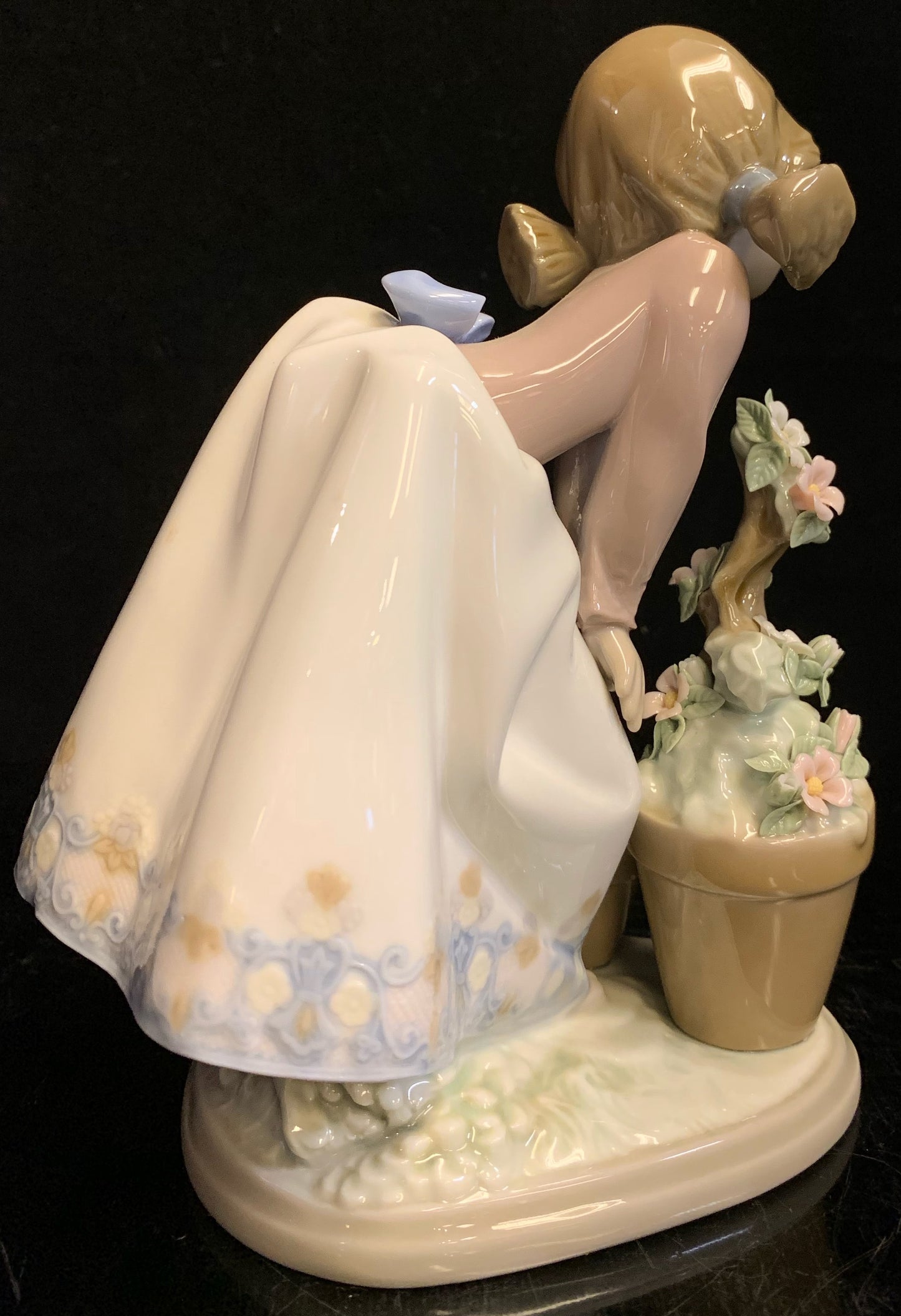 Lladro Pretty Posies