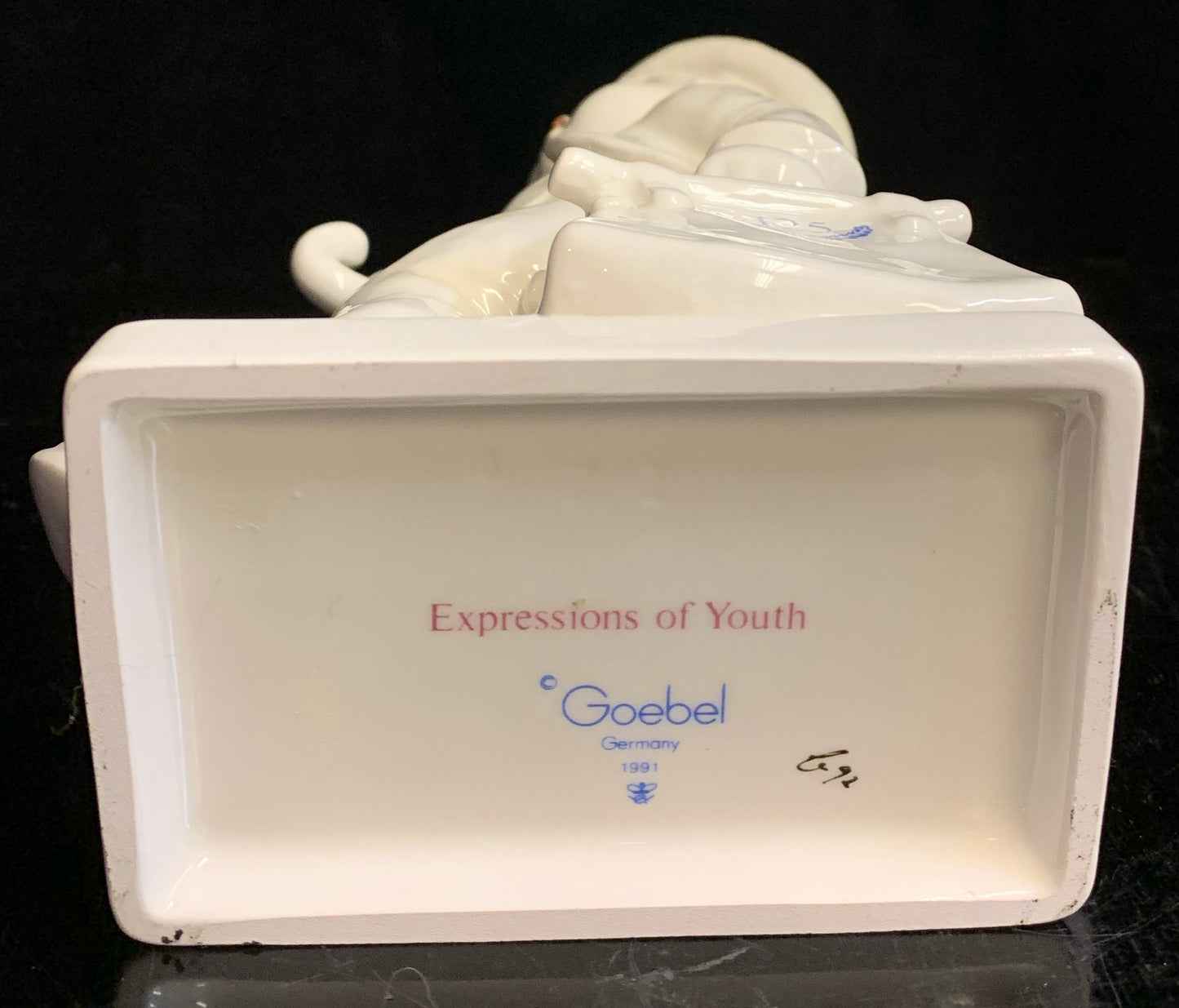 Hummel Expressions of Youth Merry Wanderer