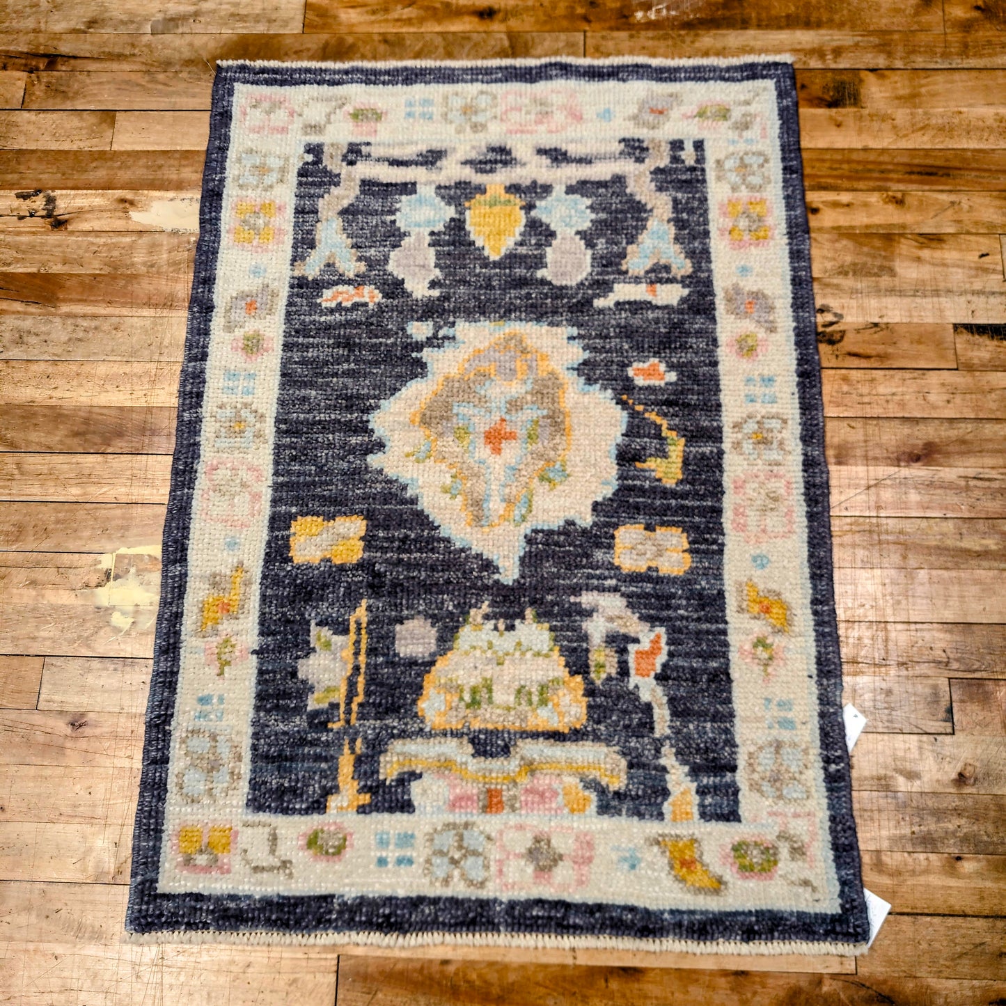 Turkish Oushak hand-knotted 2x3 Rug