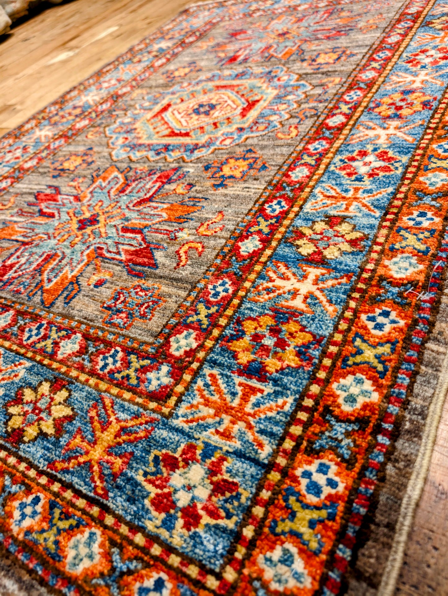 Pakistani Kazak hand-knotted 2.5x4 Rug