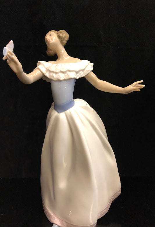 Lladro So Beautiful