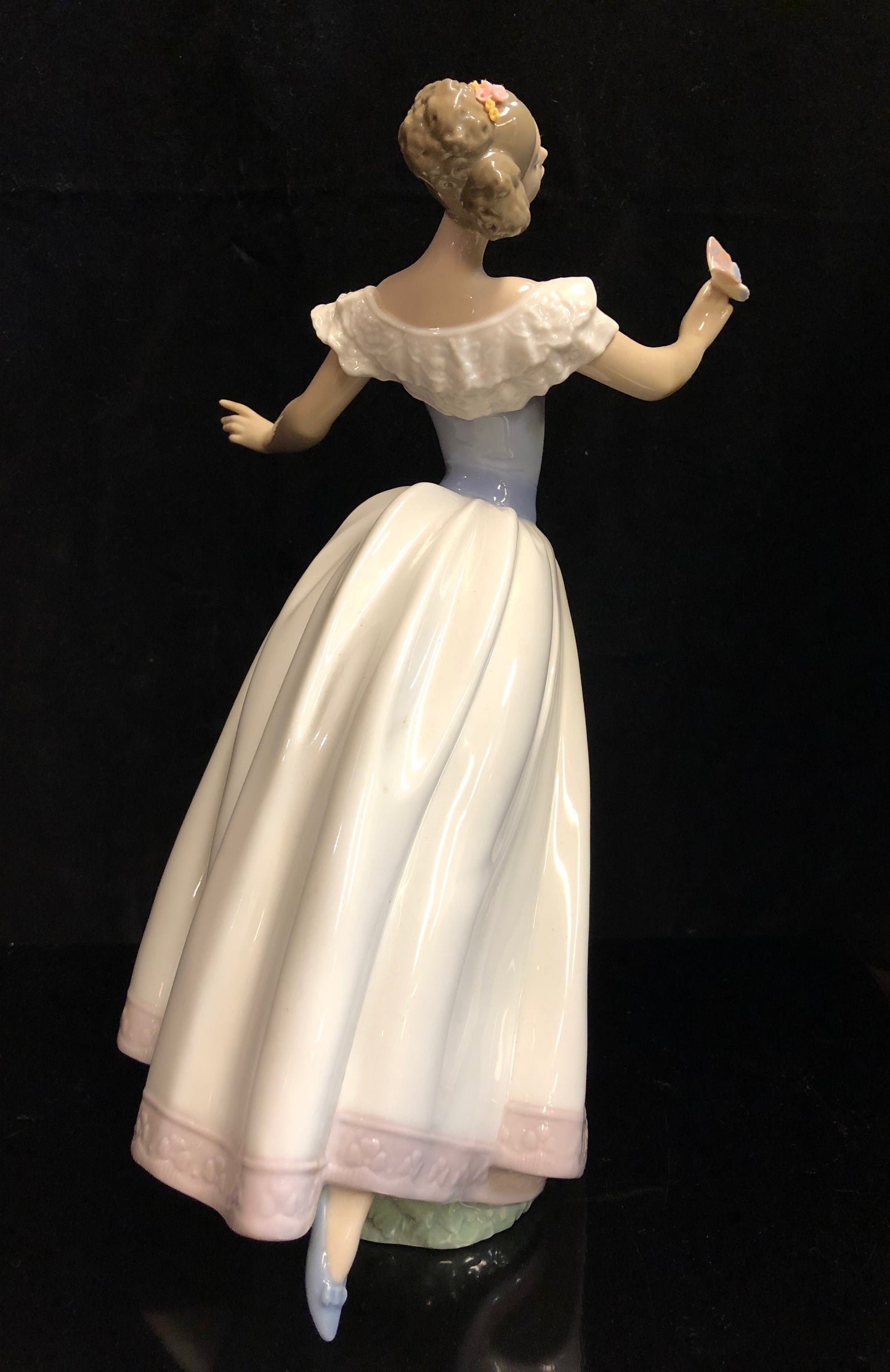 Lladro So Beautiful