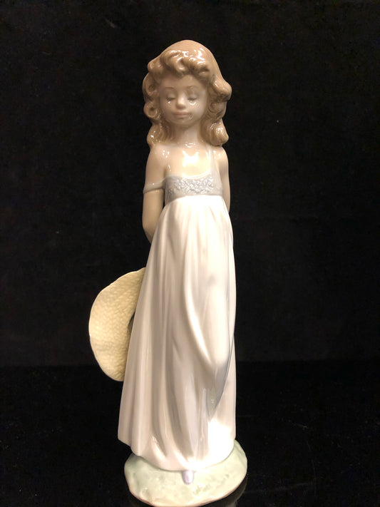 Lladro Natural Beauty
