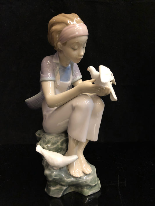 Lladro Playing with Doves