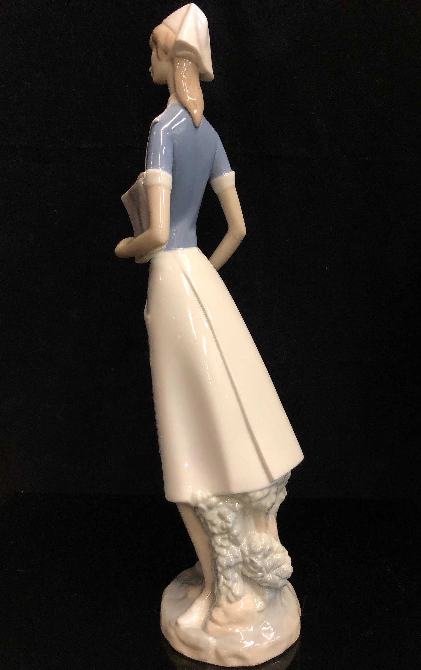 Lladro Nurse