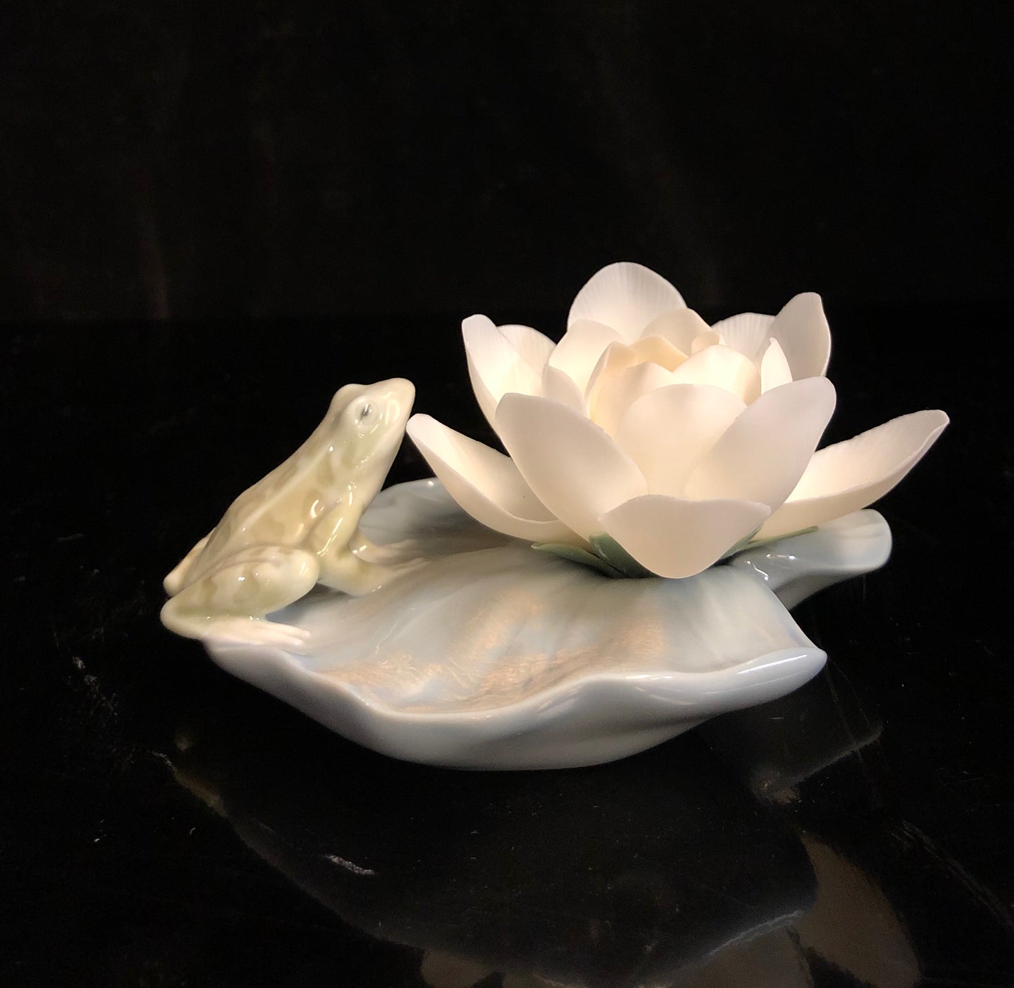 Lladro How Beautiful