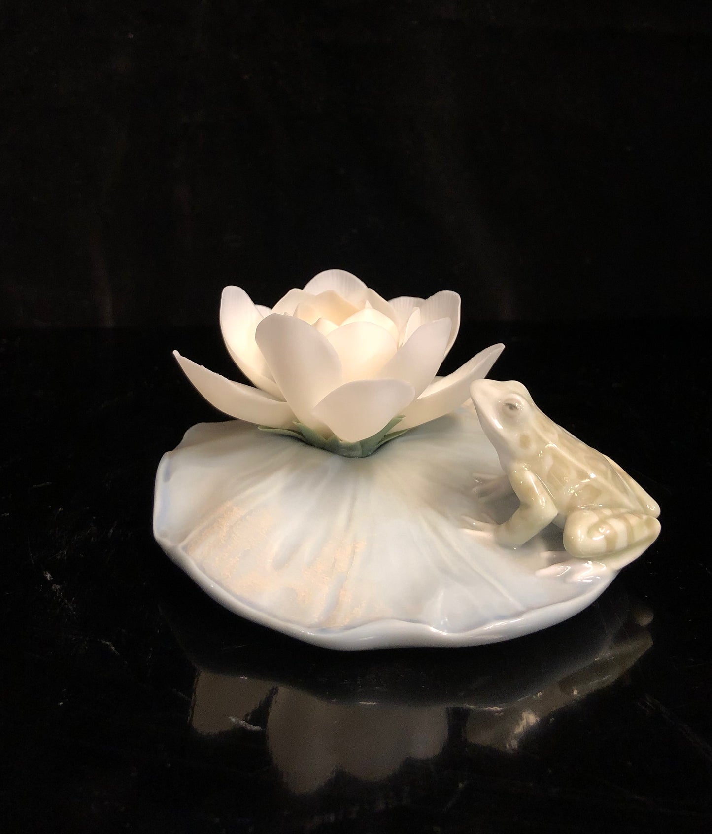 Lladro How Beautiful