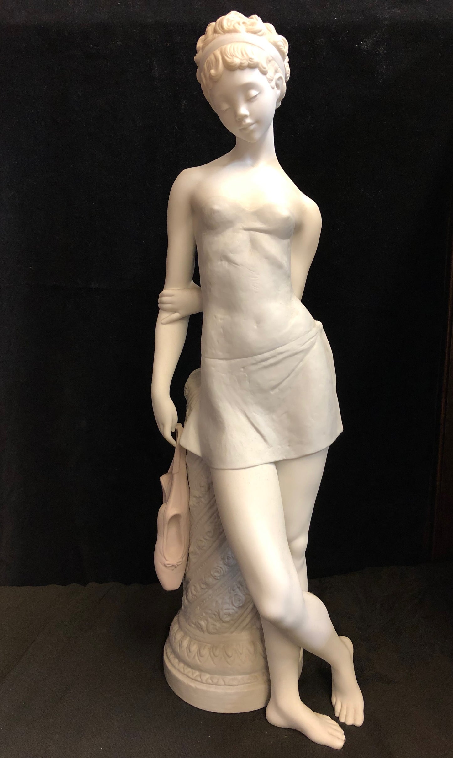 Lladro Dreams of a Ballerina