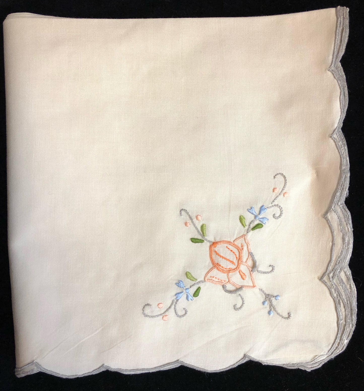 Hand-Embroidered Cotton Tablecloth 9-Piece Set