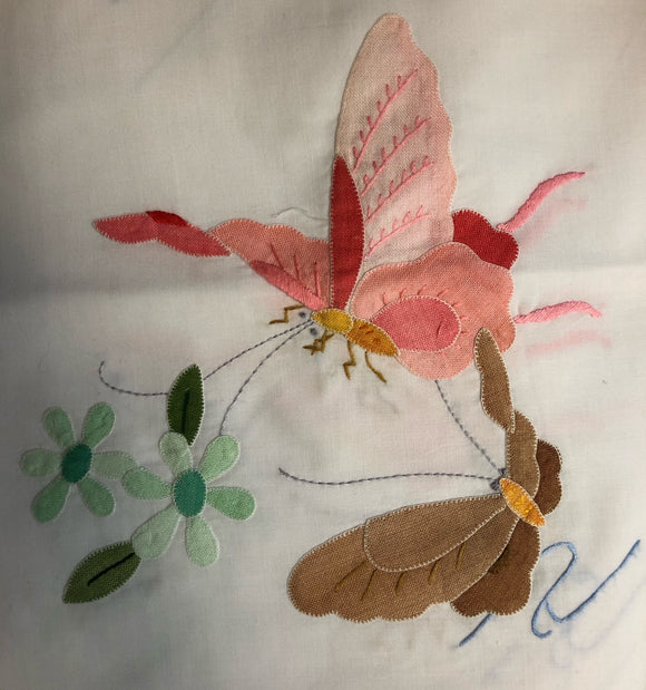Butterfly Hand-Appliqued Easy Care Tablecloth Set