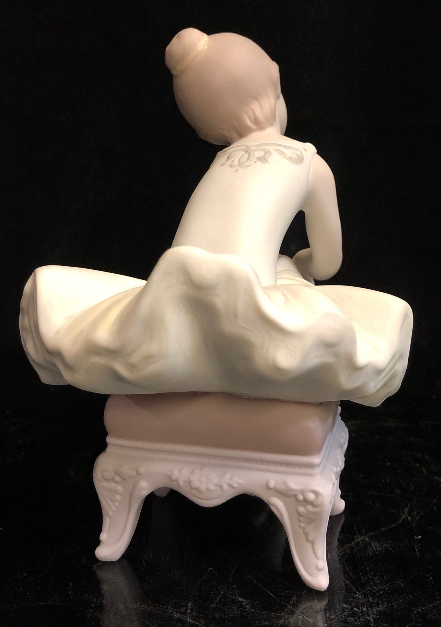 Lladro Little Ballerina 1