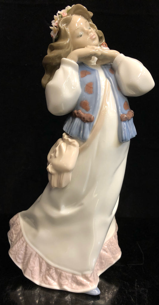 Lladro Dreams of a Summer Past