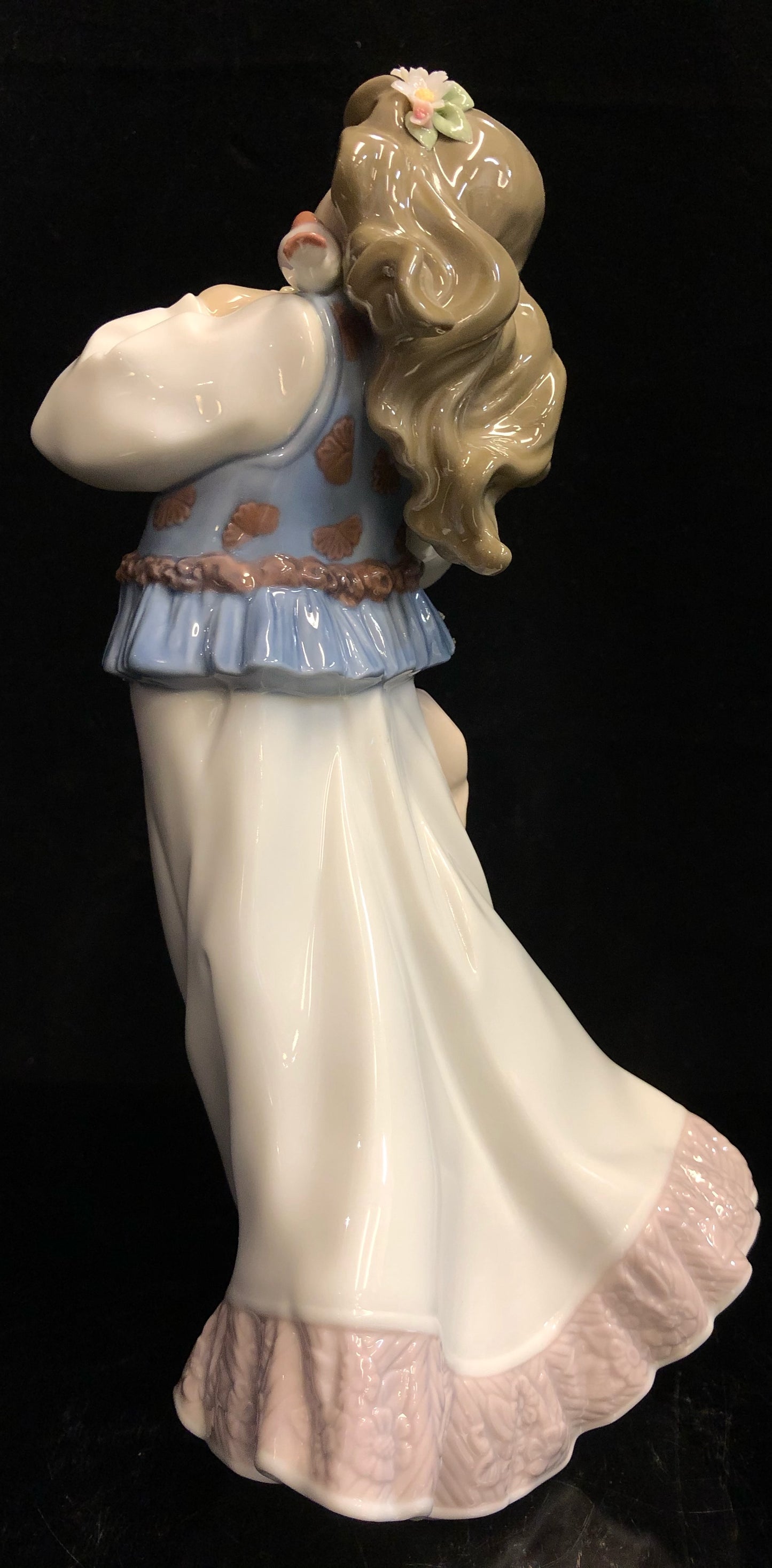 Lladro Dreams of a Summer Past