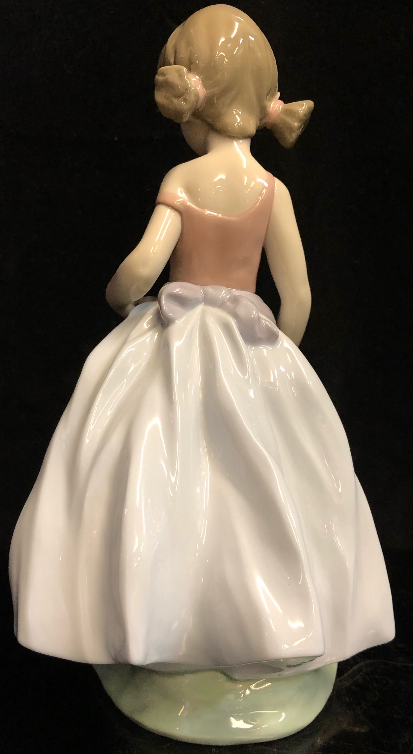 Lladro Afternoon Snack