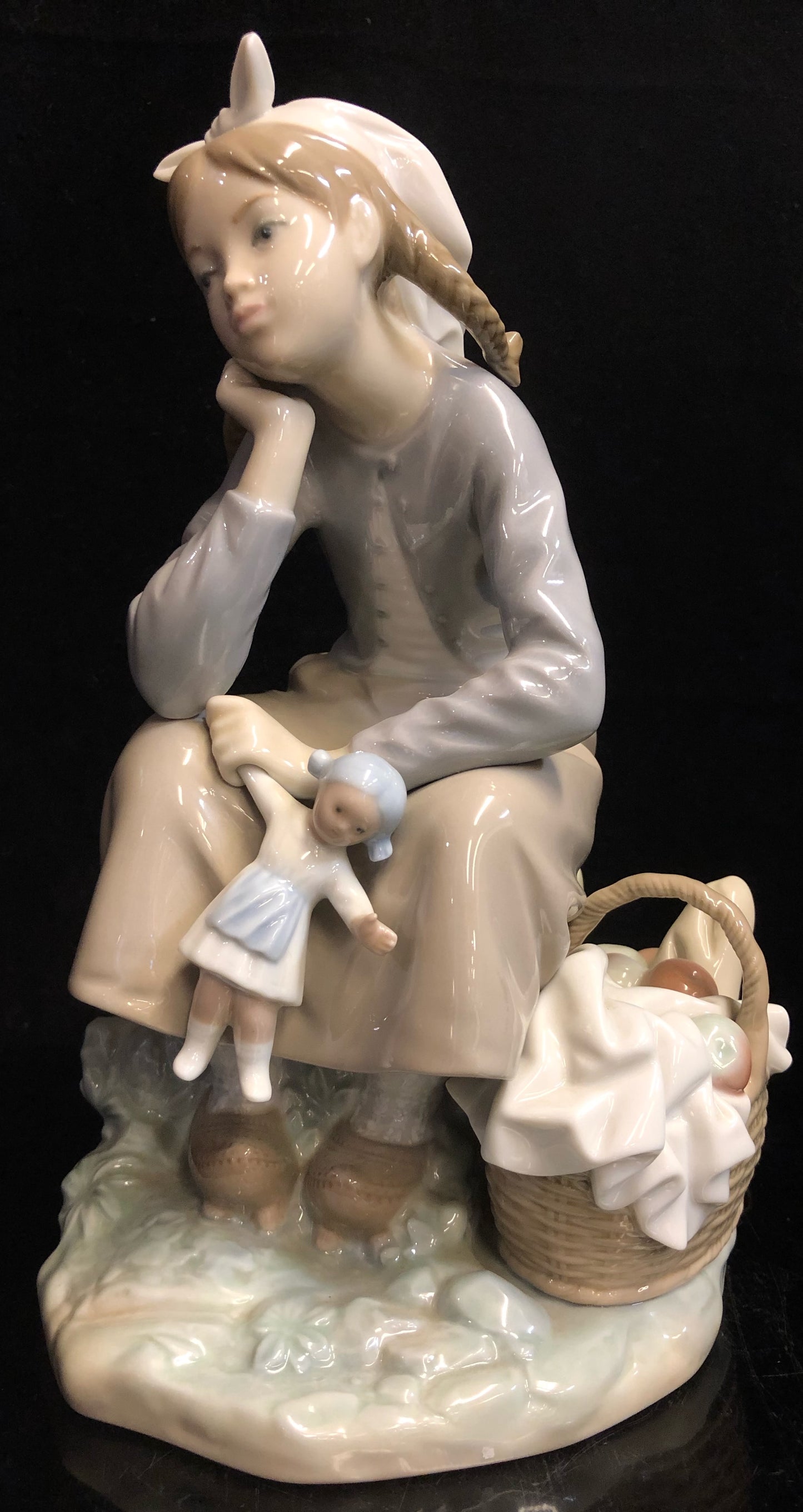 Lladro Girl with Doll