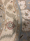 Round Sumak Rug