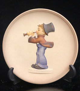Hummel Little Music Makers "Serenade" Plate