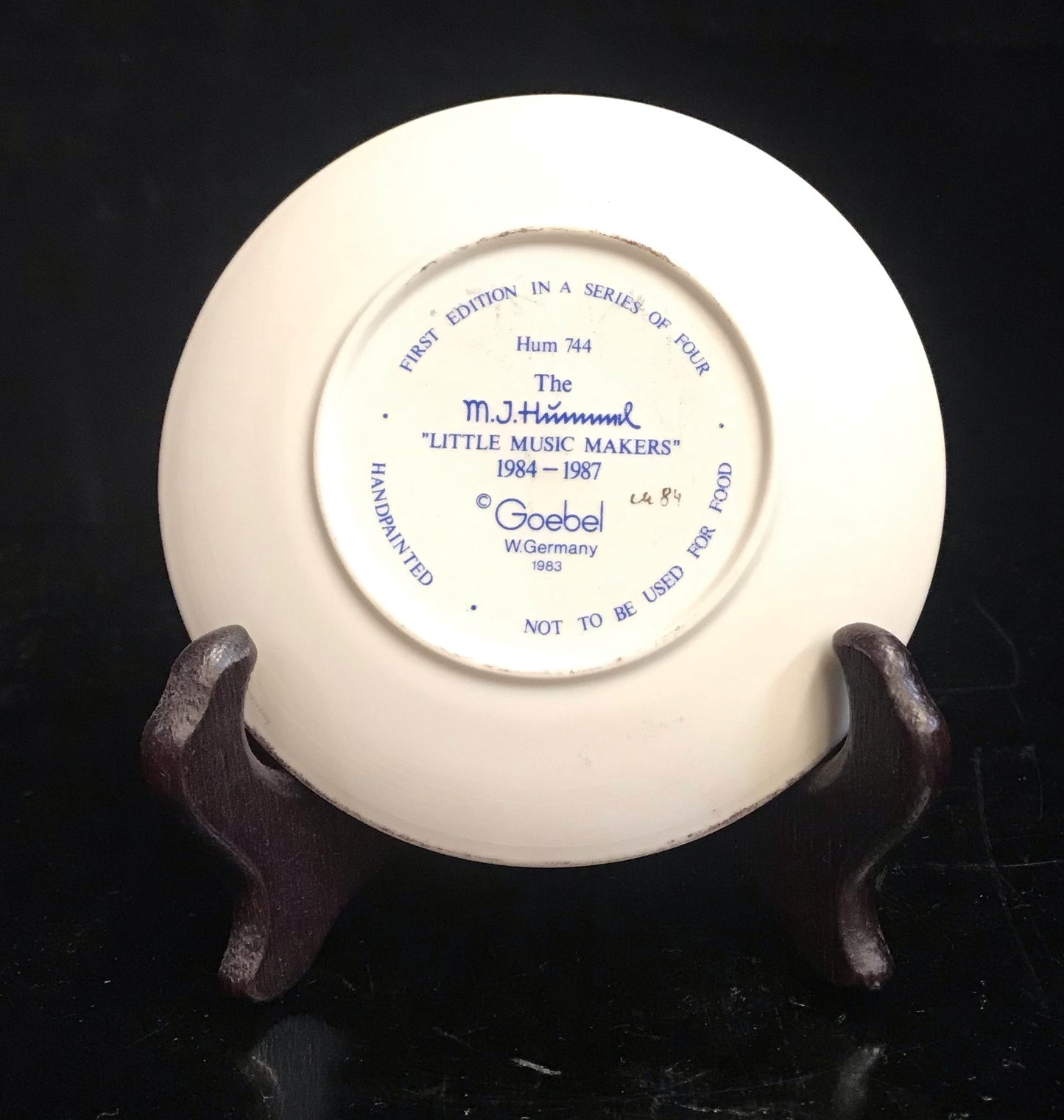 Hummel Little Music Makers "Little Fiddler" Plate
