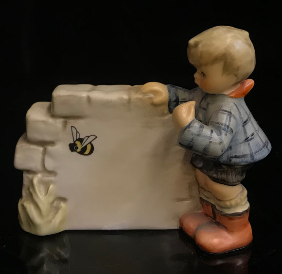 Hummel Over the Horizon Display Plaque