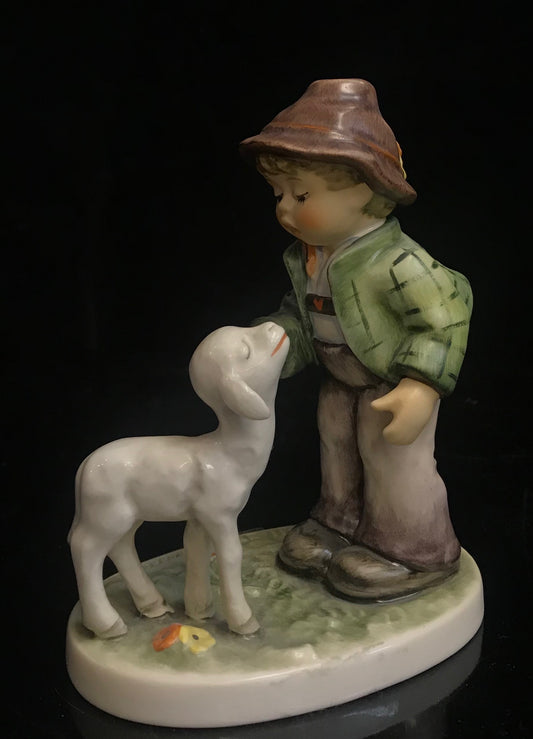 Hummel Shepherd Boy