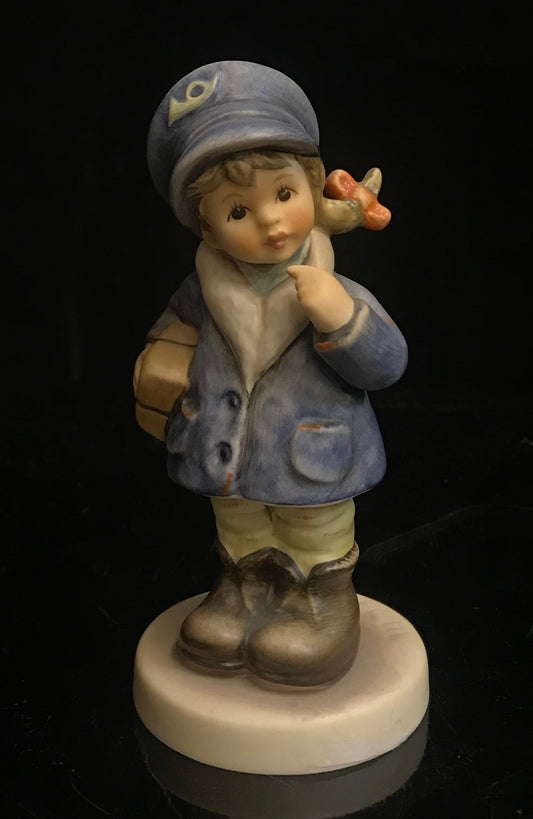 Hummel Little Miss Mail Carrier