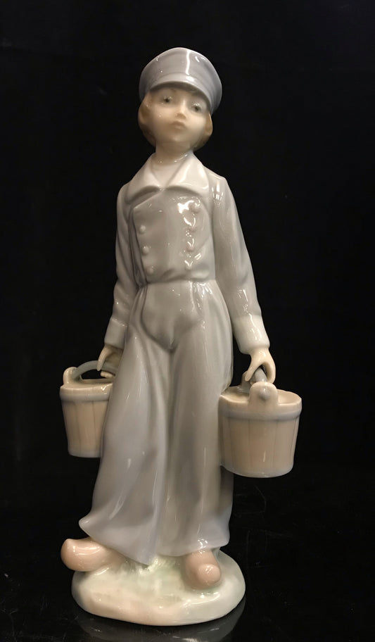 Lladro Dutch Boy