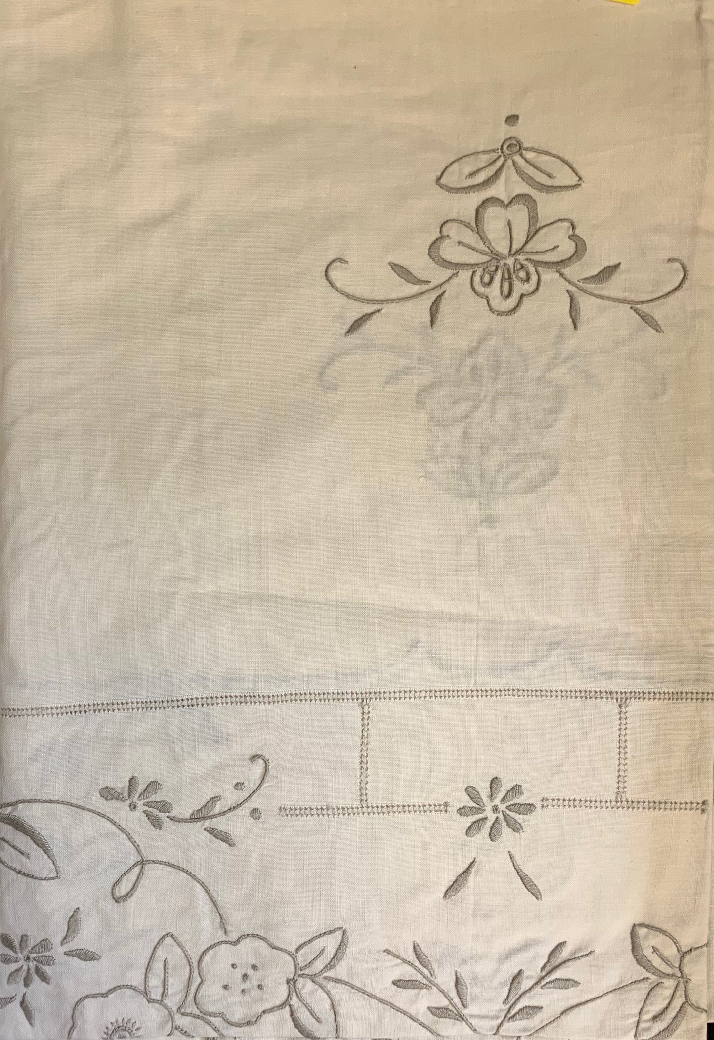 Hand-Embroidered Cotton Tablecloth Set