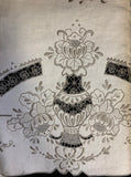 Vase Pattern Hand-Embroidered Linen Tablecloth Set