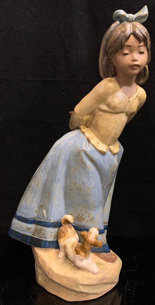 Lladro Guess What I Have?