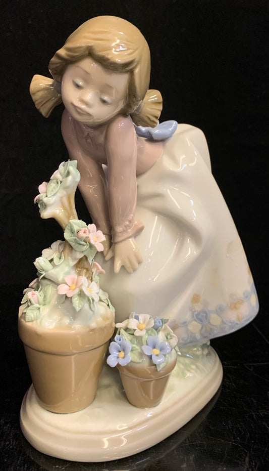 Lladro Pretty Posies