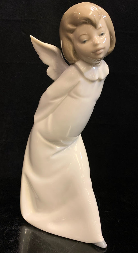 Lladro Curious Angel