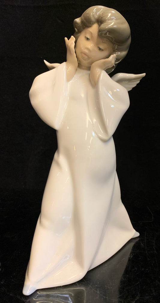 Lladro Mime Angel