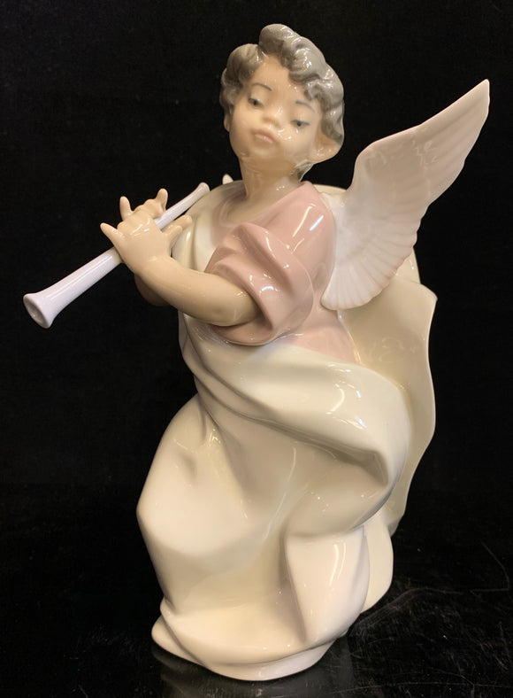 Lladro Angel with Clarinet