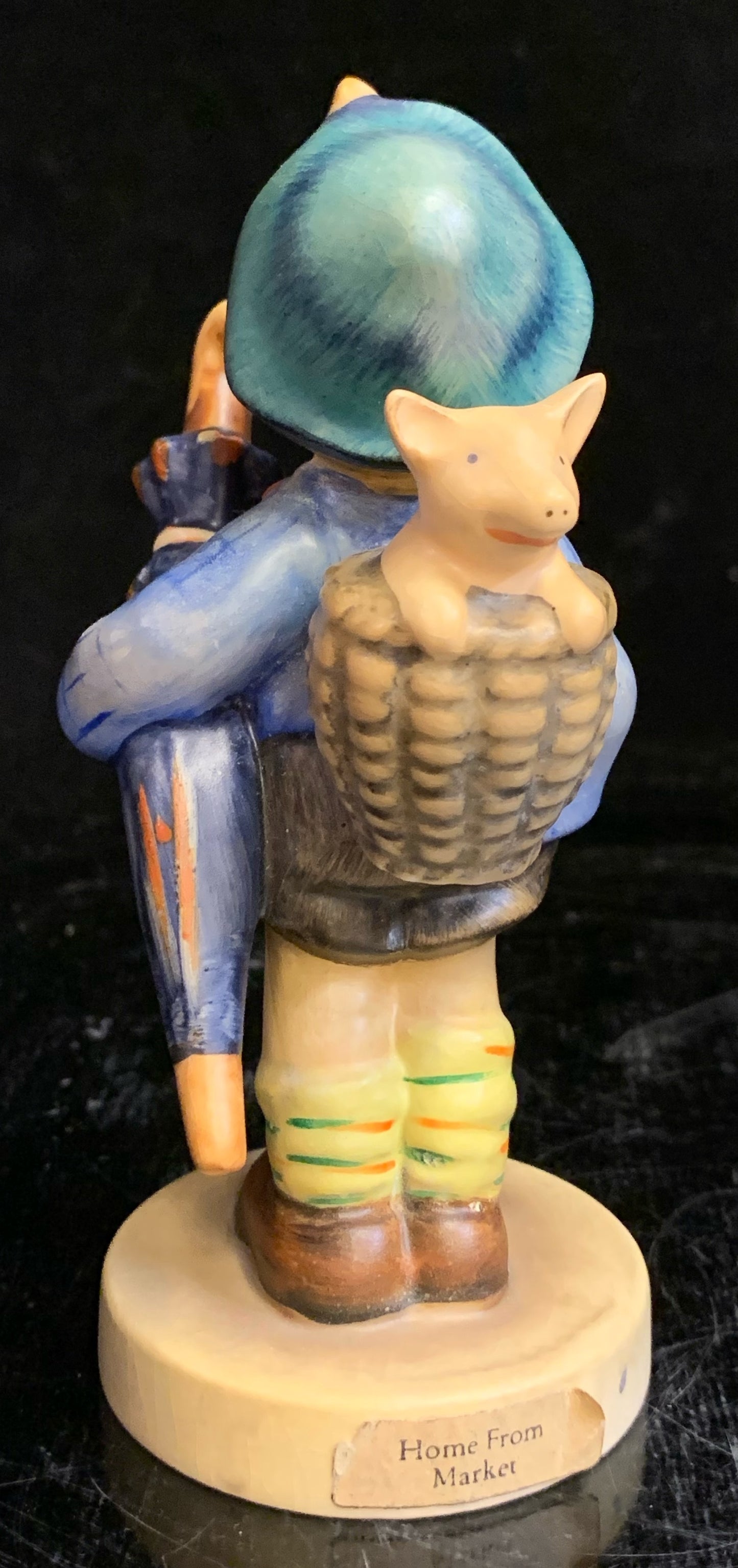 Hummel Home from Market
