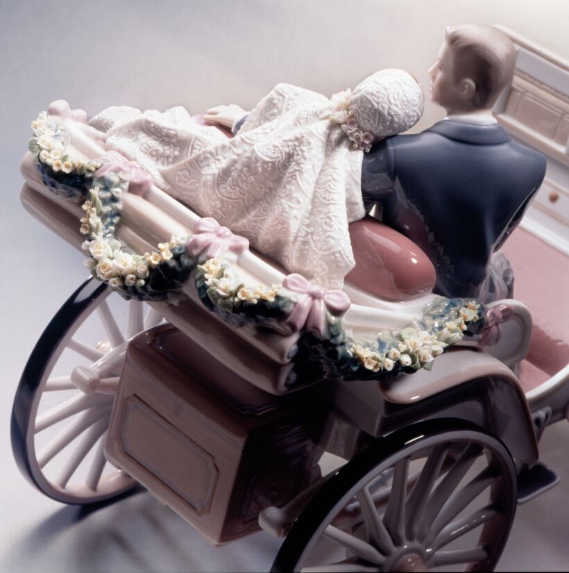 Lladro Bridal Carriage Couple